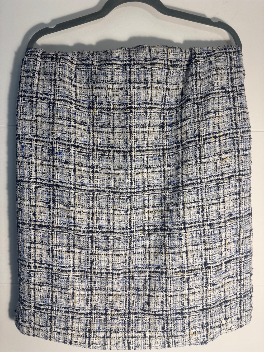 Ellen Tracy Blue and White Tweed Pencil Skirt